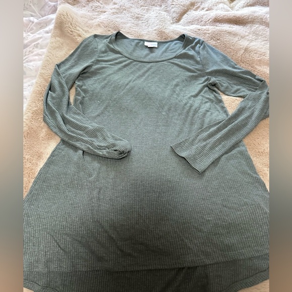 LuLaRoe Tops - Lularoe Lynnae Elegant Gray Green Long Sleeve Top M